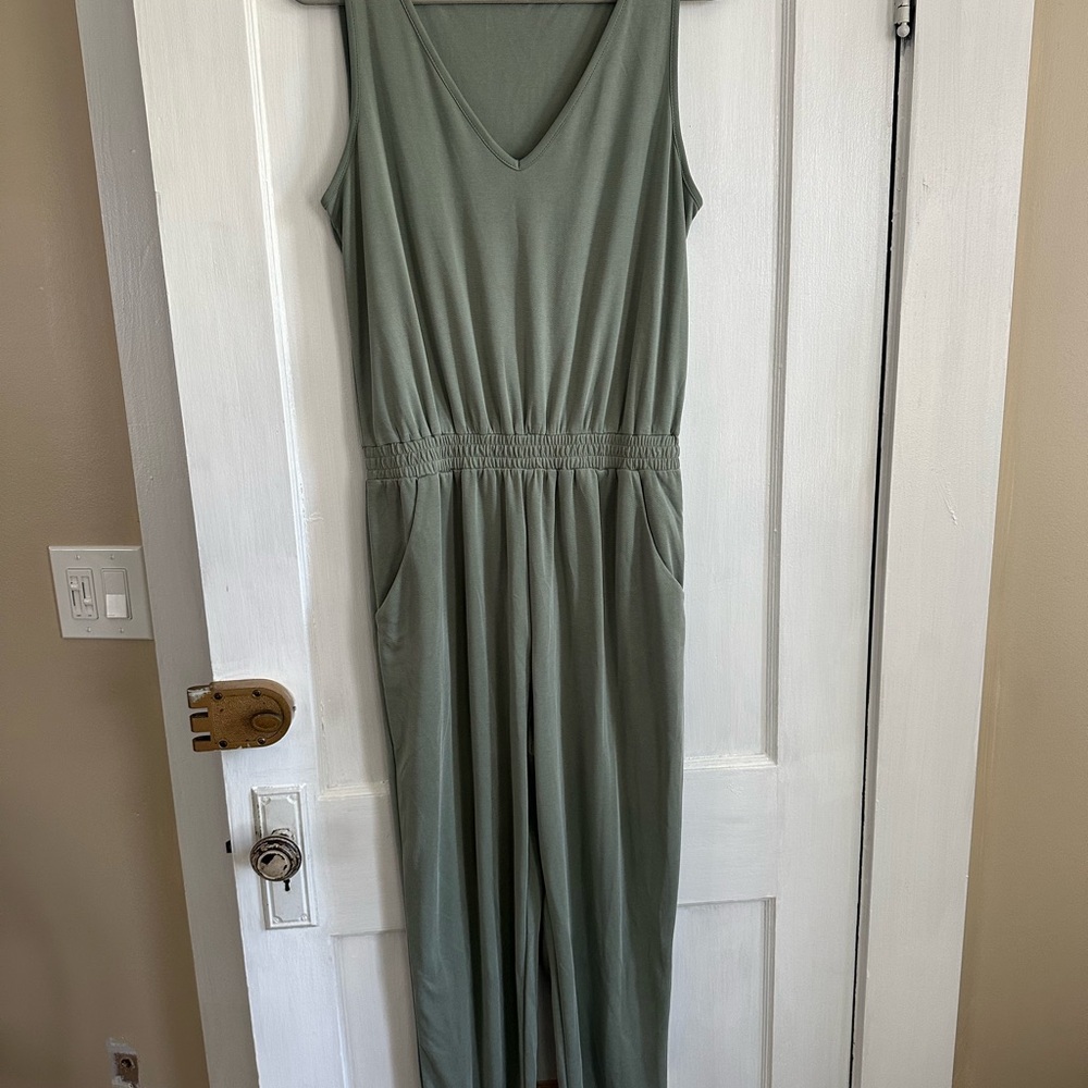 Rachel Zoe Green Sleeveless V-Neck Jumpsuit